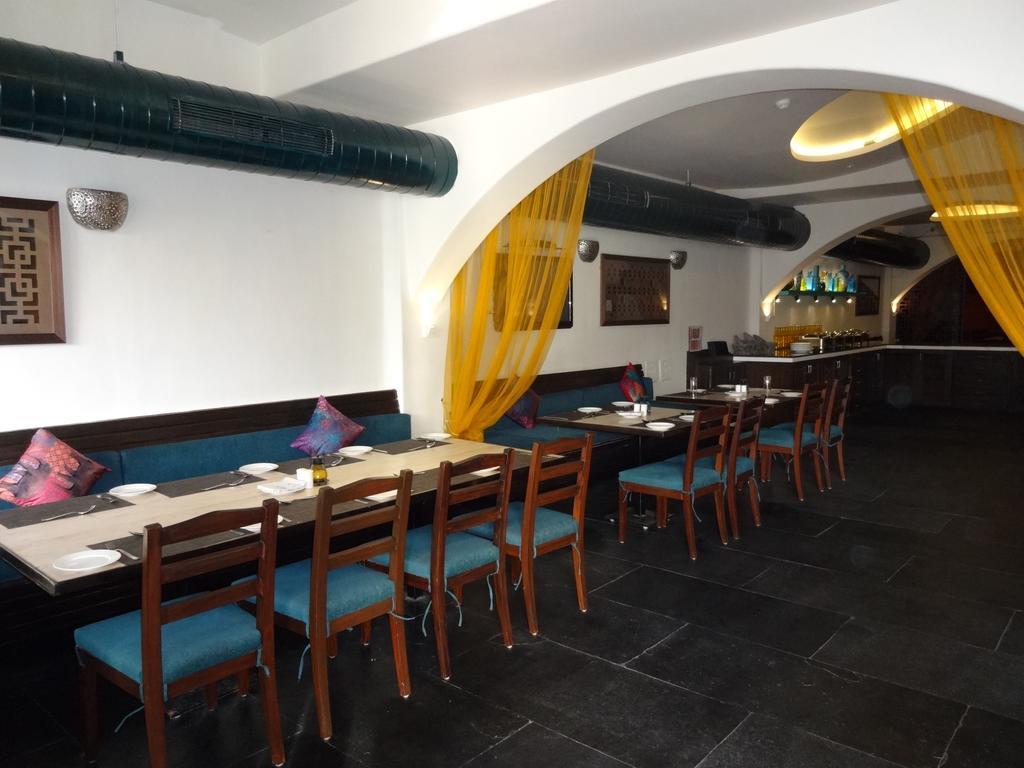 The Purple Leaf Hotels Hyderabad Ngoại thất bức ảnh