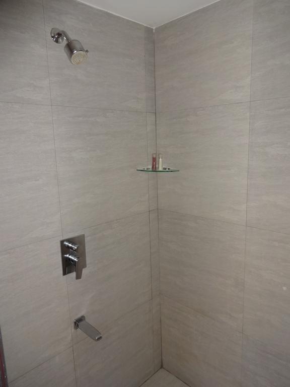 The Purple Leaf Hotels Hyderabad Ngoại thất bức ảnh