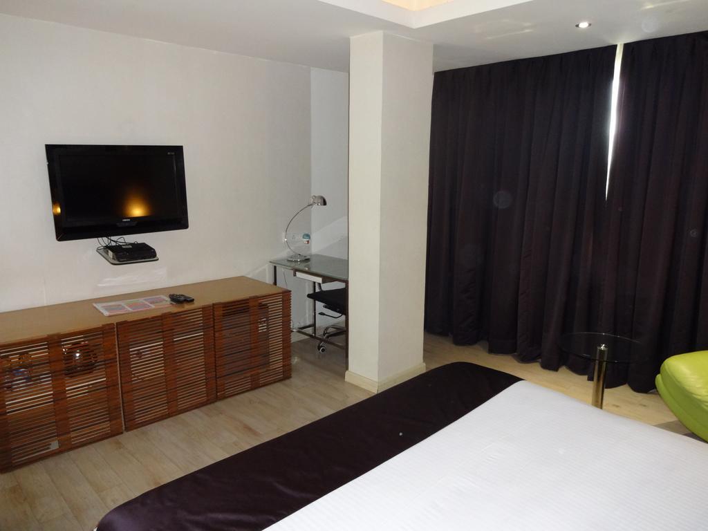 The Purple Leaf Hotels Hyderabad Ngoại thất bức ảnh