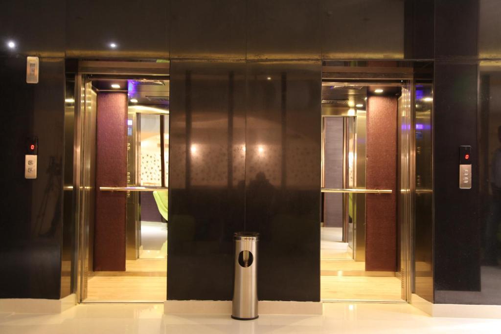 The Purple Leaf Hotels Hyderabad Ngoại thất bức ảnh
