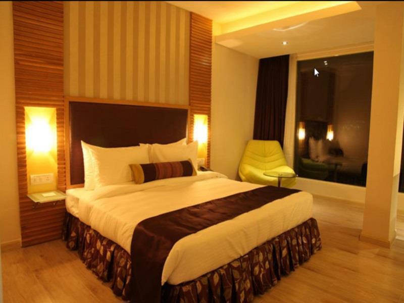 The Purple Leaf Hotels Hyderabad Ngoại thất bức ảnh